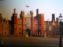28Dec03 - Hampton Court Palace 015 * 2048 x 1536 * (652KB)